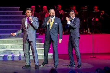 o_03_-Sinatra-and-Friends_Mark-AdamsDean-Martin_Stephen-TriffitFrank-Sinatra_George-Daniel-LongSammy-Davis-Jr_Foto_Andy-Juchli