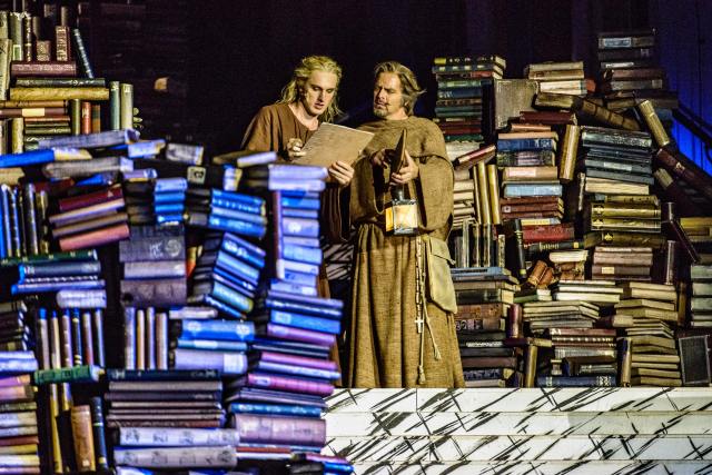 Der Name der RoseMusical nach dem Roman von Umberto Eco
Musik: Gisle Kverndokk
Text: Øystein Wiik
Regie: Axel Köhler
Bühne: Frank Philipp Schlößmann
Kostüme: Judith Adam
Choreografie: Mirko Mahr
Premiere am 9. August 2019
DomStufen-Festspiele in Erf